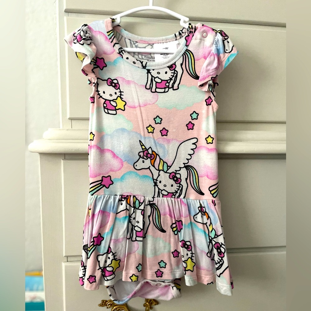 POSH PEANUT HELLO KITTY UNICORN 🦄 Bamboo bodysuit twirl 18-24
